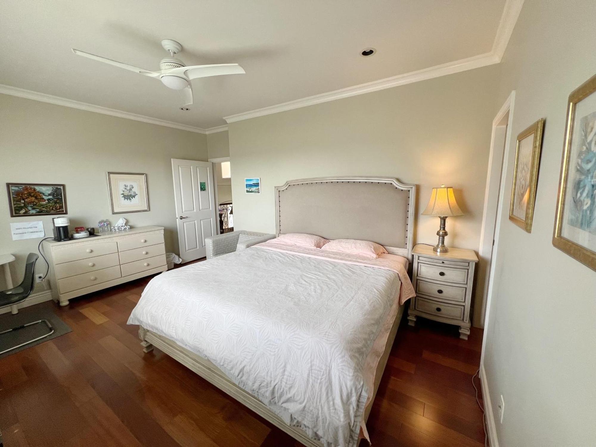 Lucky Room, A Comfortable Bedroom With Private Bathroom Close To Yvr ริชมอนด์ ภายนอก รูปภาพ